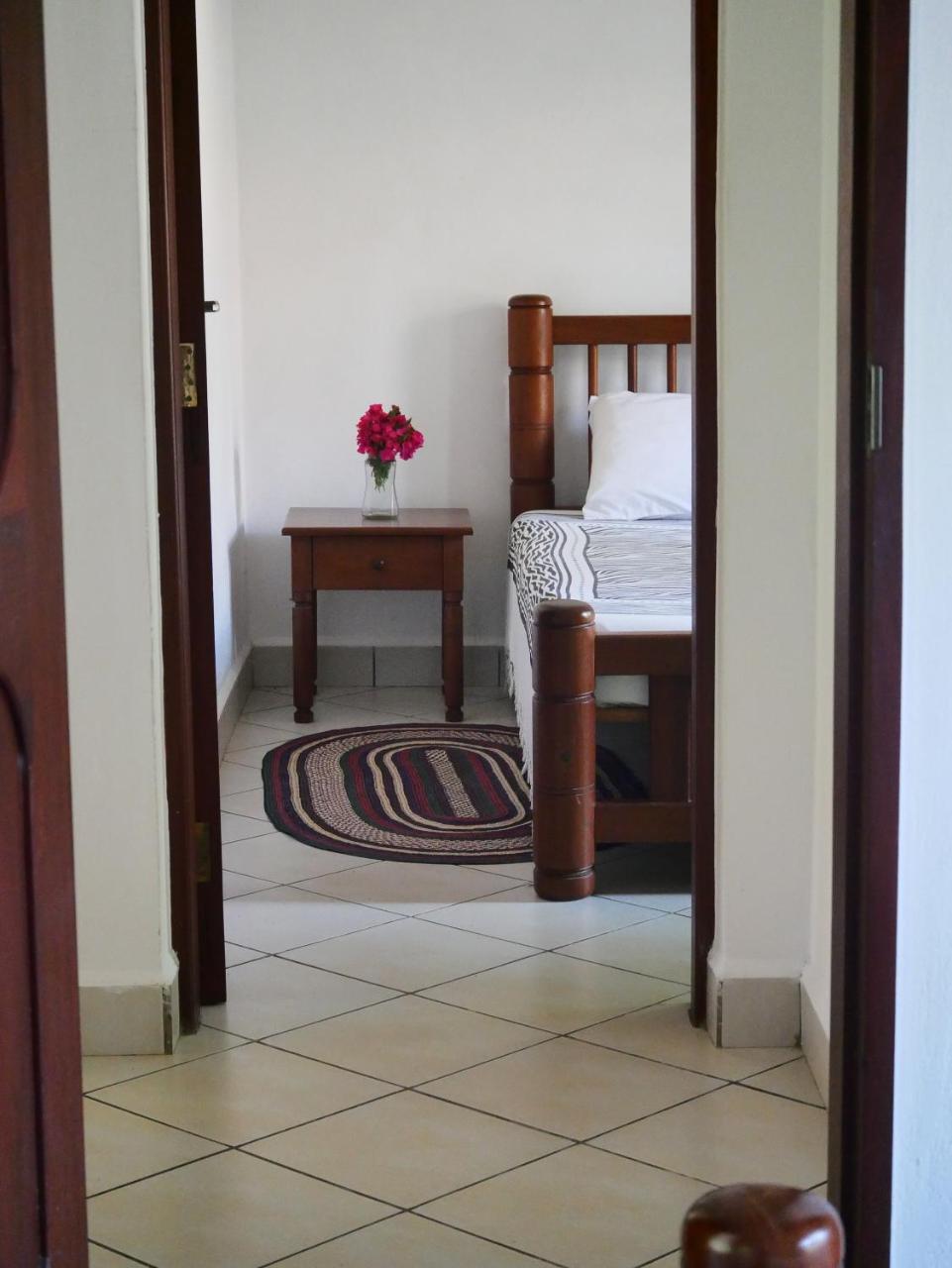 Diani Cottages Diani Beach Eksteriør bilde