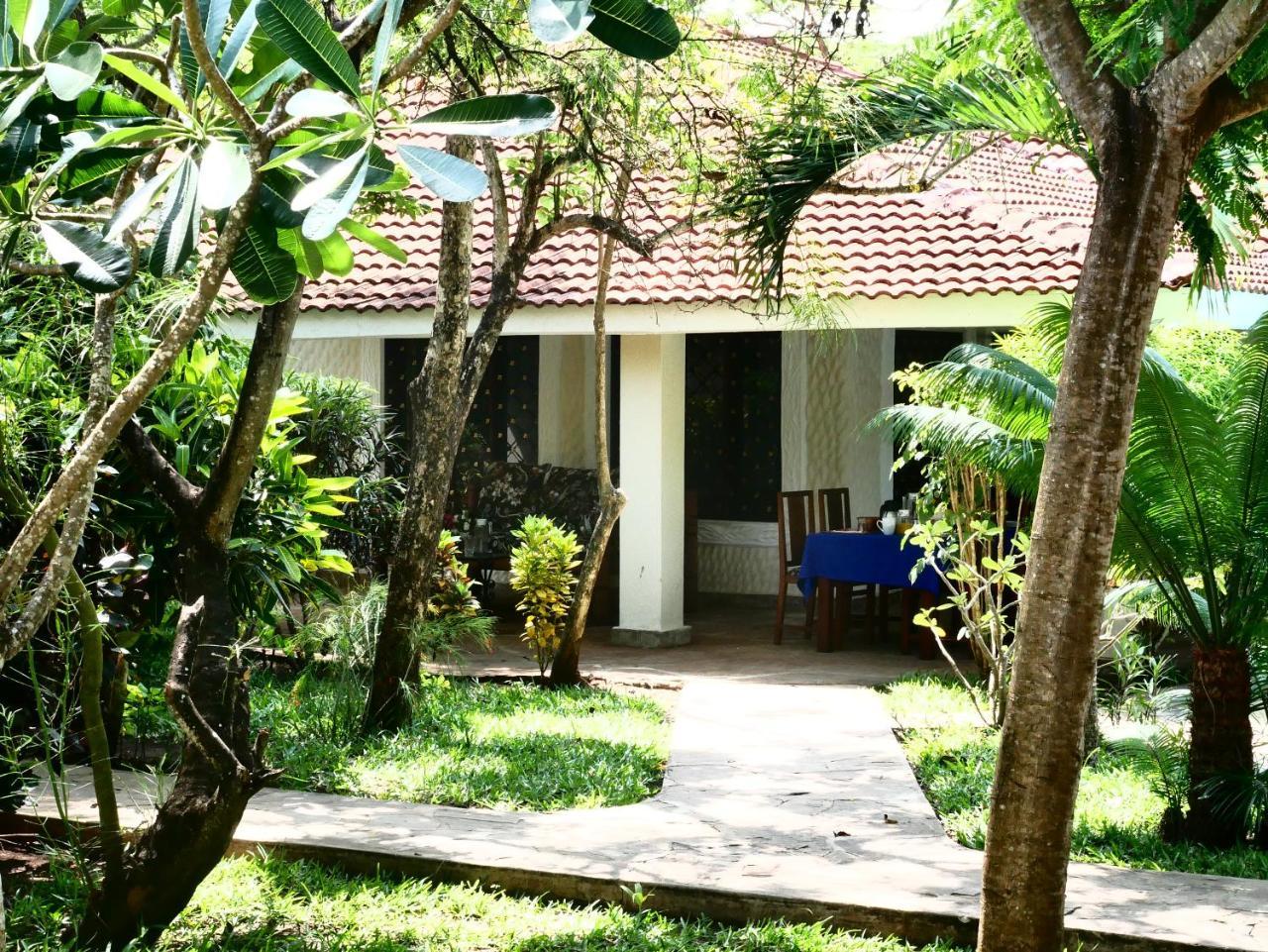 Diani Cottages Diani Beach Eksteriør bilde